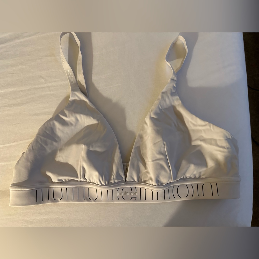 Lululemon license to train bra